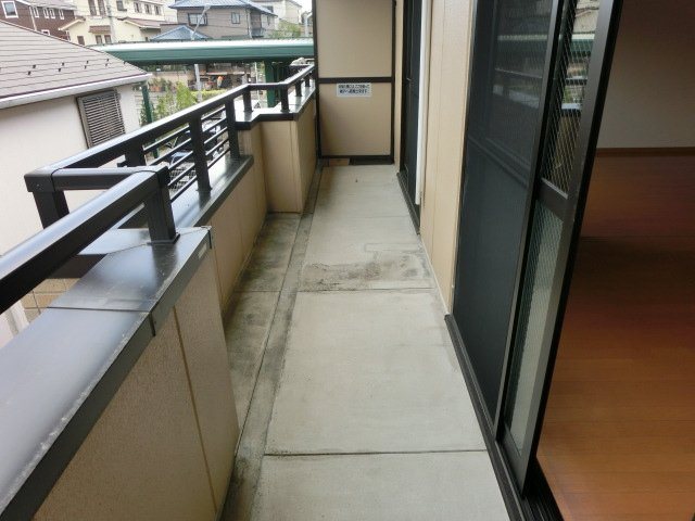 オアシス荒池 ベランダ