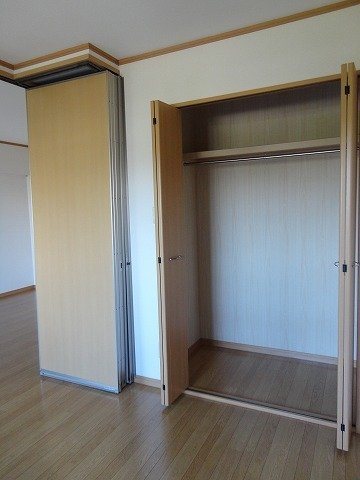 ラモーリ緑 収納