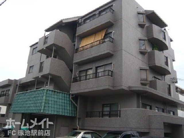 BELLA植田山 外観