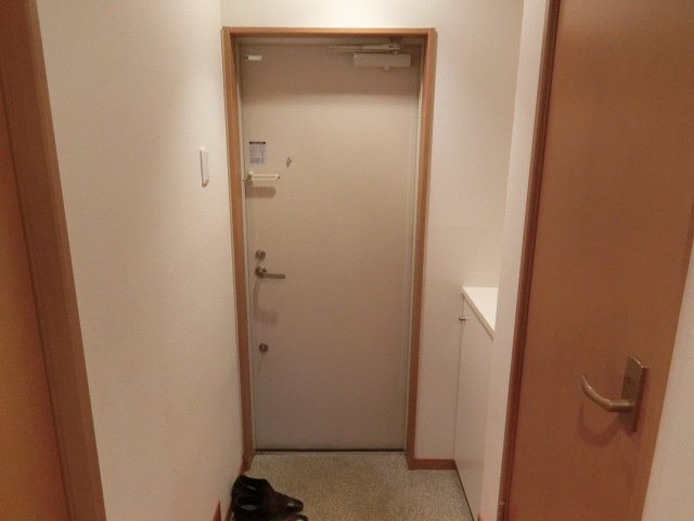 アンジェパッセ 玄関
