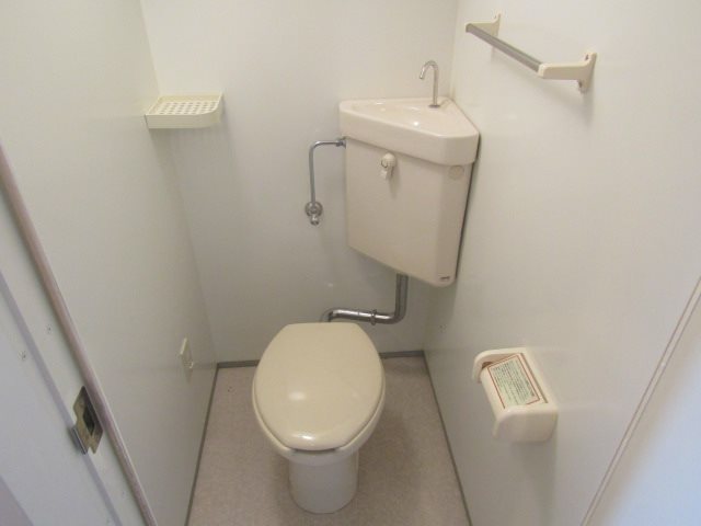 カレッジヒルズ竹ノ山 トイレ
