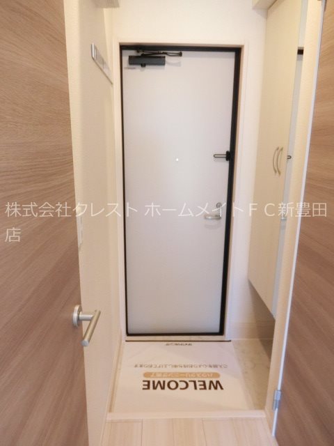 ピュアリス 玄関