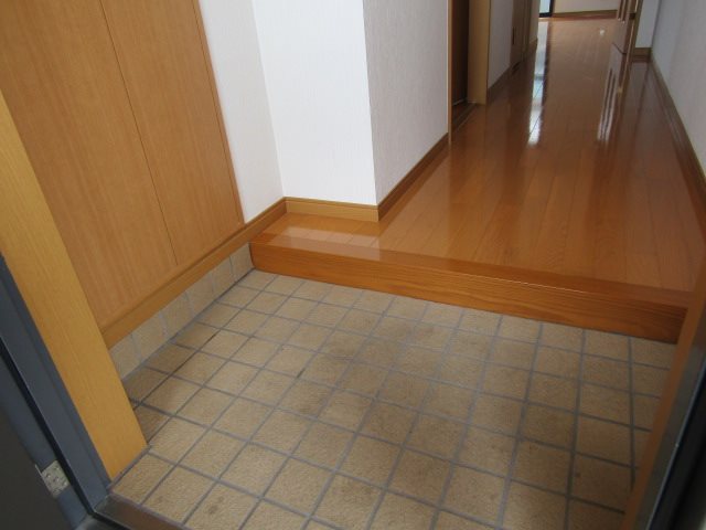 ハニーガーデン 玄関