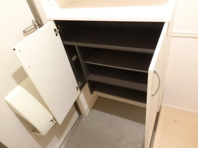 ザ・サン 玄関