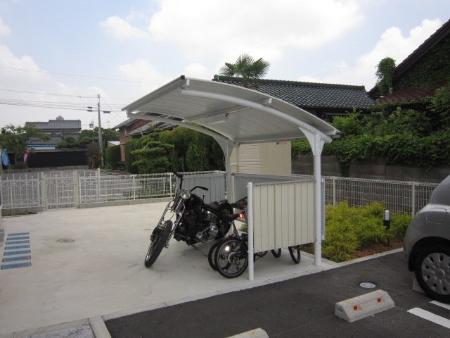 アマンダン 外観