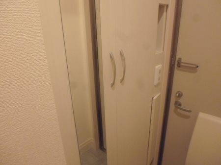 アートクレールＢ棟 玄関