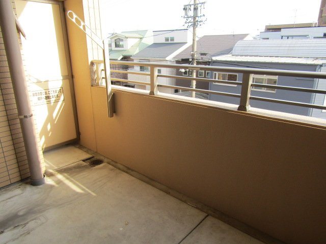 CORTILE MARUFUKU（コルティーレマルフク） ベランダ