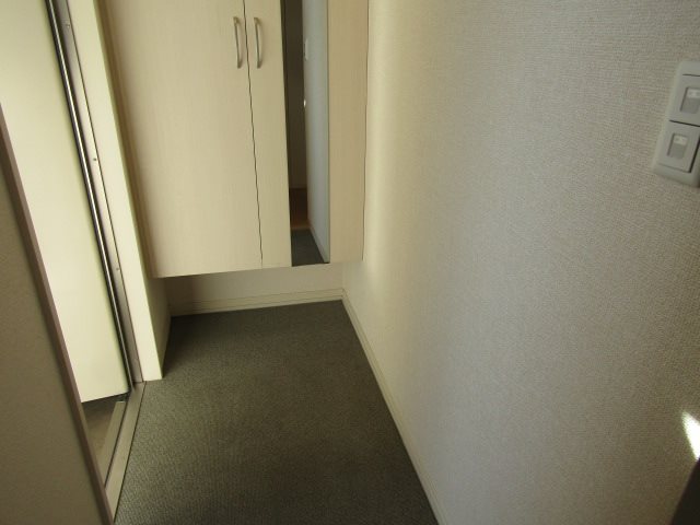 ラシャス 玄関