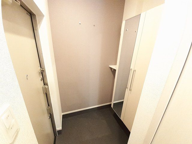 プレッソ杁ヶ池 玄関