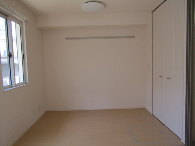 エコーハイツ南山 ベッドルーム