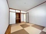 WING香久山（ウイングカグヤマ）Ａ・Ｂ 収納