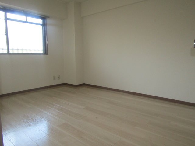 グリーンヒルズ浅井 ベッドルーム