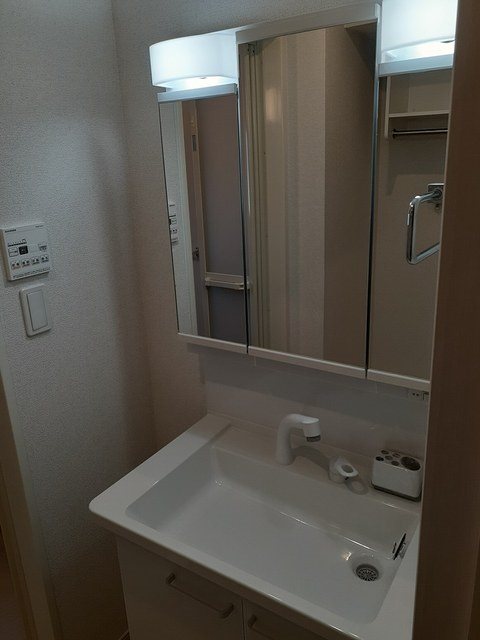 アドラブール 洗面所