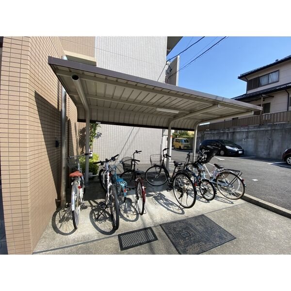 ソレイユ 駐車場