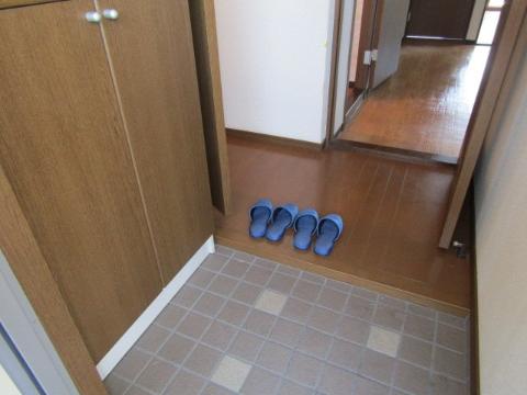 グランデールフジミ 玄関