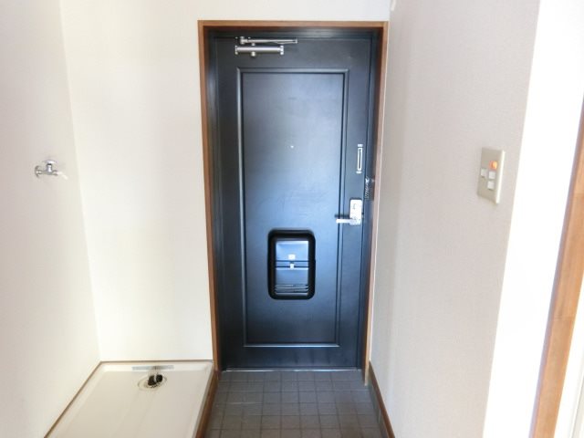 ハウスグリーンロード 玄関