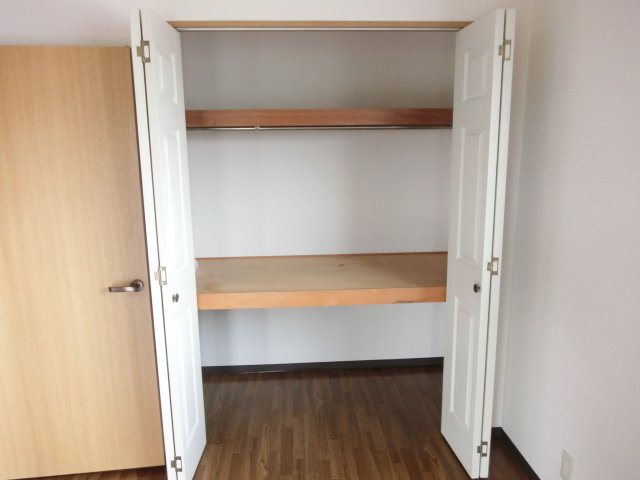 サンキャッスル岩崎 収納