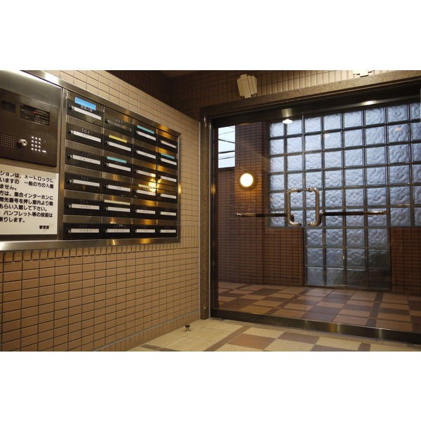セントラル滝ノ水 エントランス