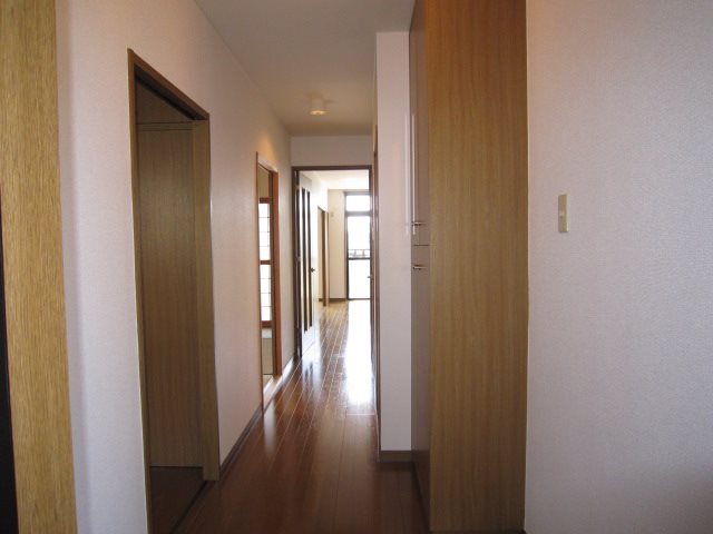 アイレック滝ノ水 玄関