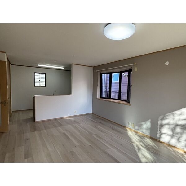 三好丘桜二丁目戸建て リビング