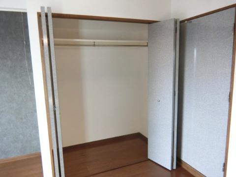 ラヴィアンムロガ 収納