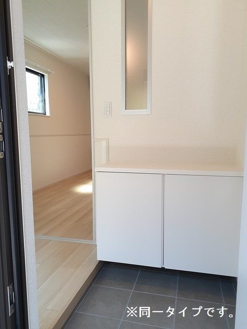 ラ・エスペランサ 玄関