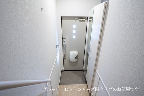 ラ・エスペランサ 玄関