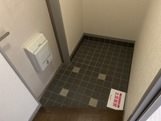 ヒルズシャトー 玄関