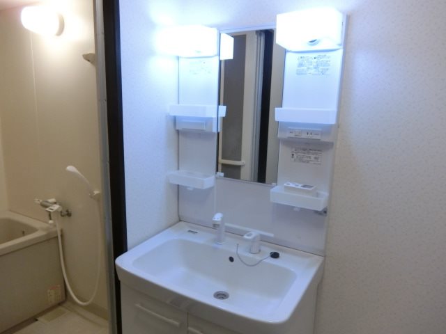 グランドハイツ日進 洗面所