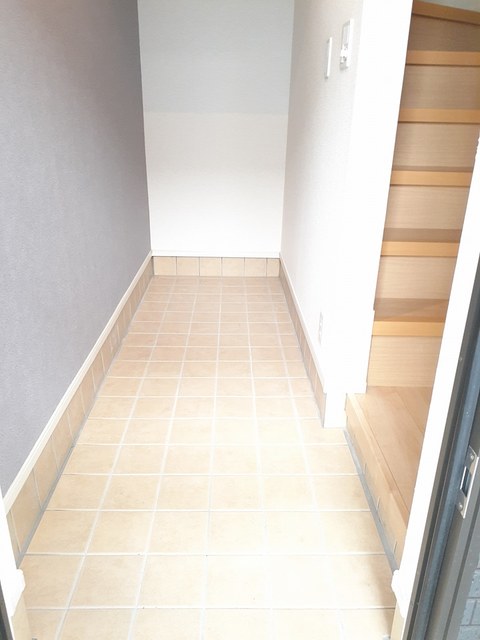 愛知県豊明市西川町笹原 玄関