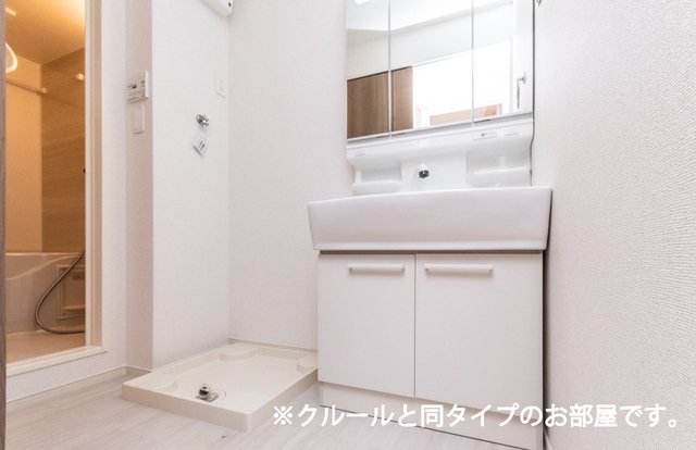 アヴァンセオオクテ 洗面所