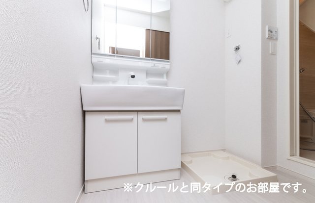 アヴァンセオオクテ 洗面所