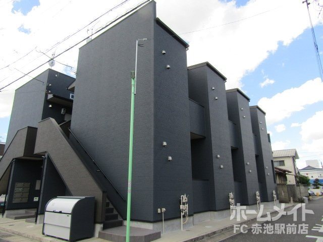 アコモ大高 外観