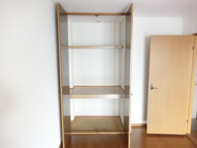 エスタ植田 収納