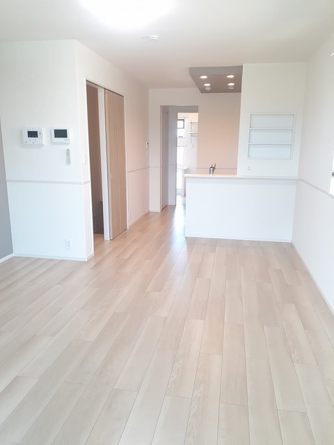 愛知県名古屋市緑区藤塚２丁目 リビング