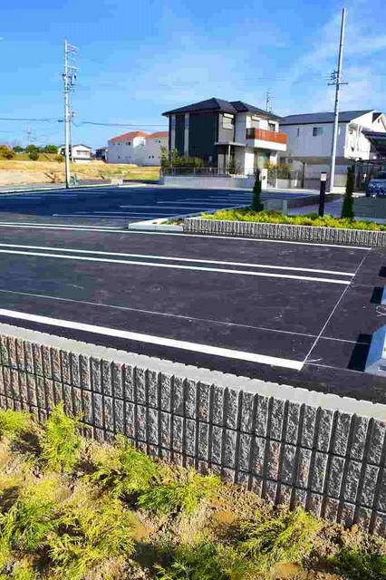 愛知県名古屋市緑区東陵 駐車場
