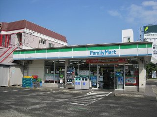 CORTILE MARUFUKU（コルティーレマルフク） コンビニ
