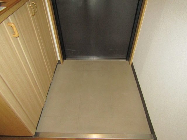 ベルテ相川 玄関