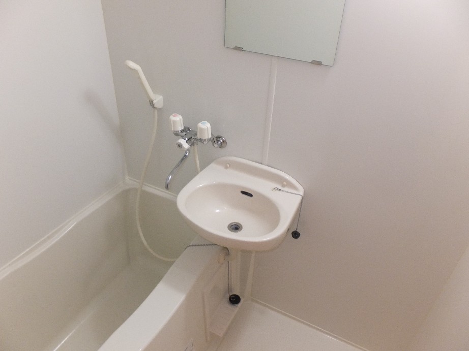 愛知県名古屋市緑区定納山２丁目 風呂画像