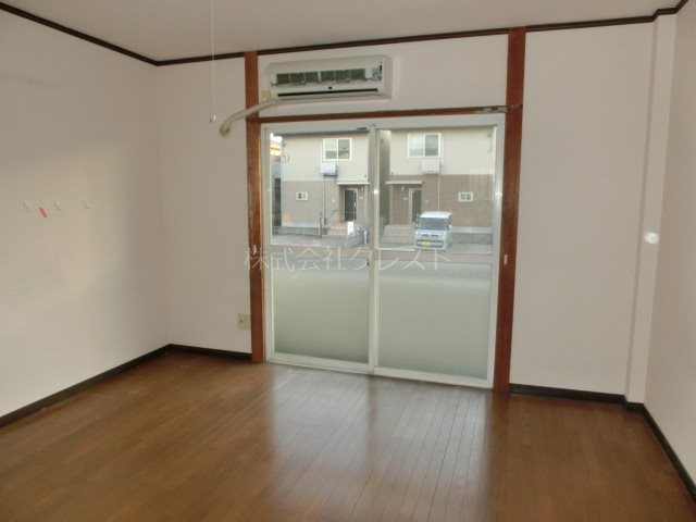 ヒルズ池下Ａ棟 ベッドルーム