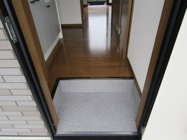 アンプルール　ブワ　883 玄関