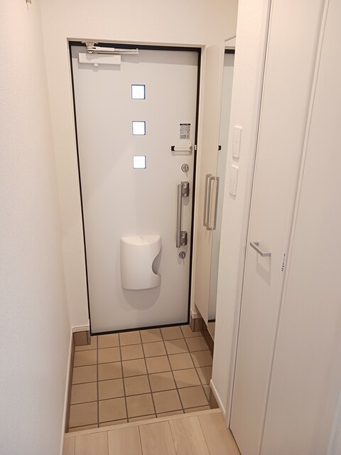 愛知県みよし市三好丘旭２丁目 玄関