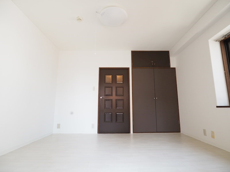 サンメイツカモシタ リビング