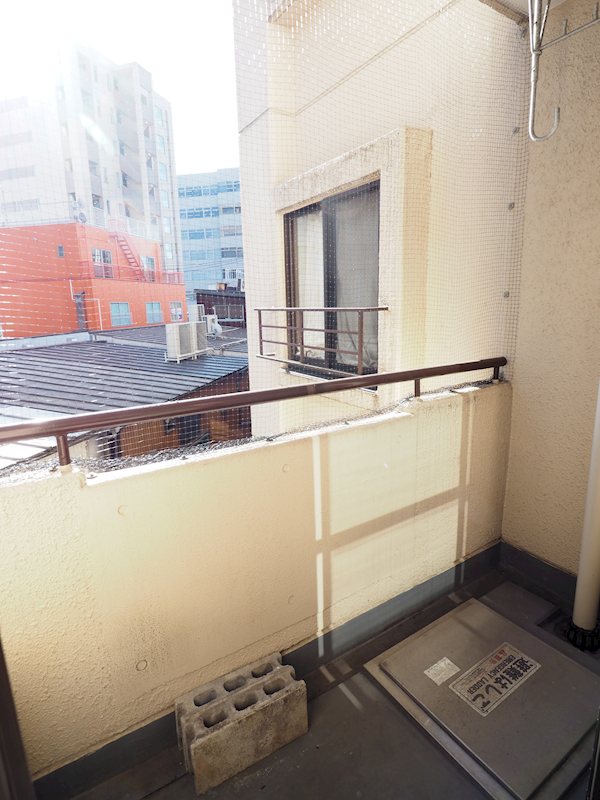 サンメイツカモシタ ベランダ