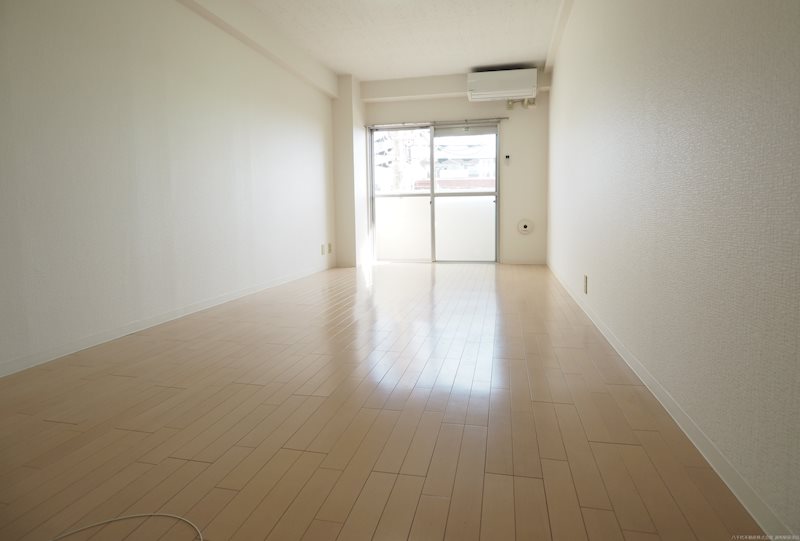 YSコート ベッドルーム