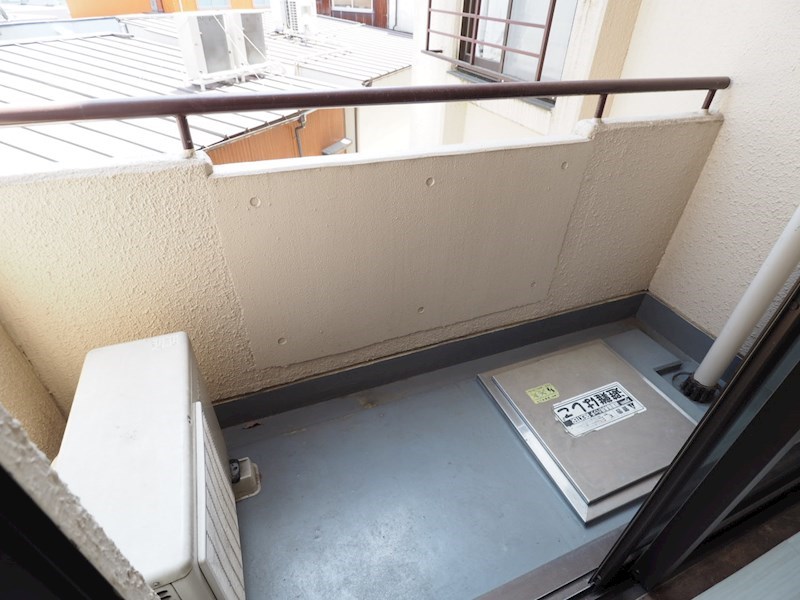 サンメイツカモシタ ベランダ