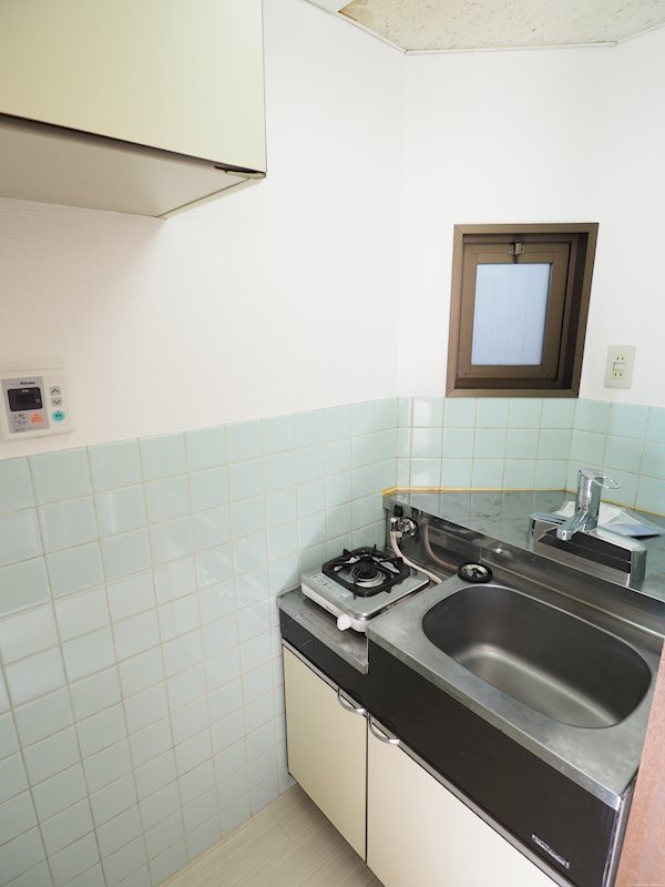 サンメイツカモシタ キッチン