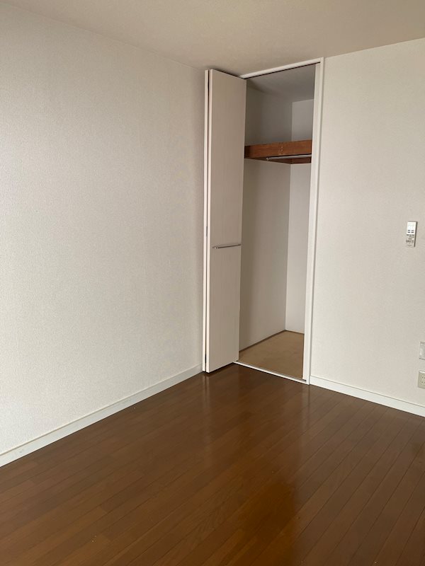 ベッドルーム