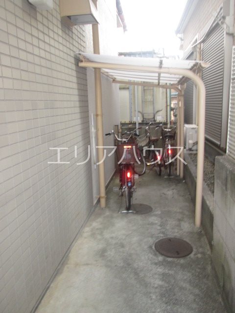 その他27