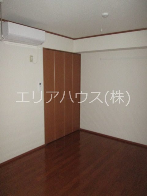 ベッドルーム